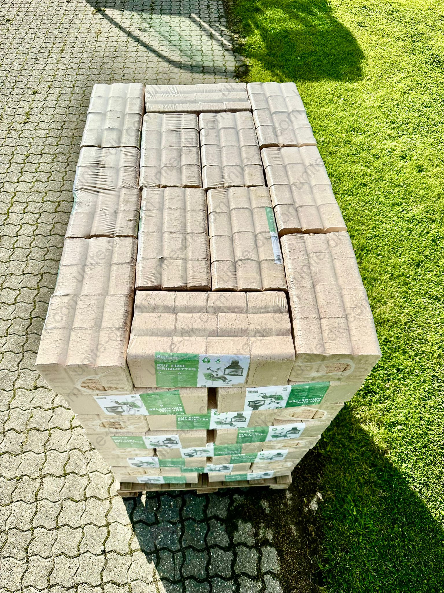 RUF træbriketter BØG <br> PREMIUM <br> 10 kg / 960 kg <br> <span> Bøgetræ</span>