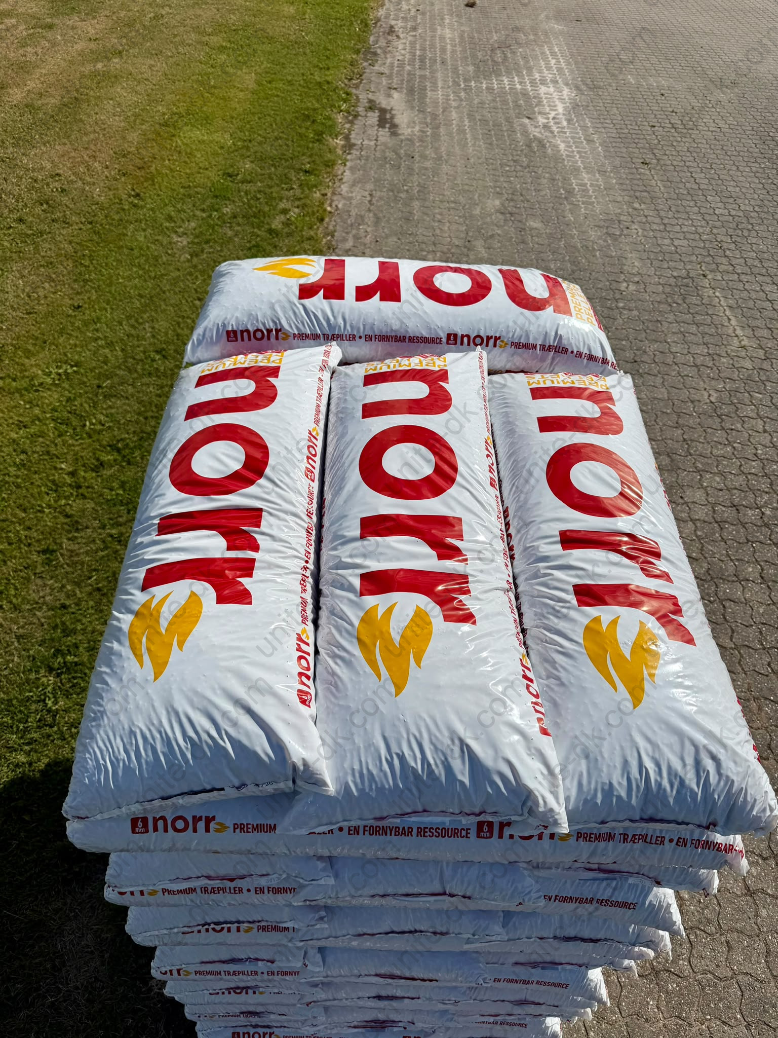 Södra Norr 6 mm <br> 16 kg / 832 kg <br> <span>Svenske træpiller</span>